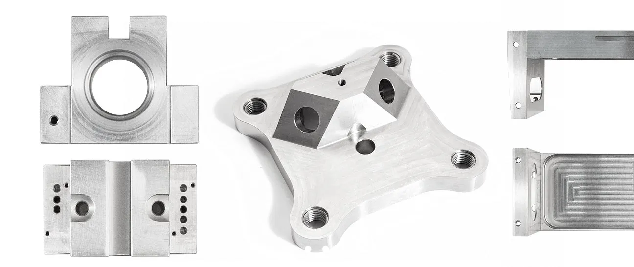 Componenti in alluminio e titanio lavorati CNC: piastre, flangia a quattro fori e staffe